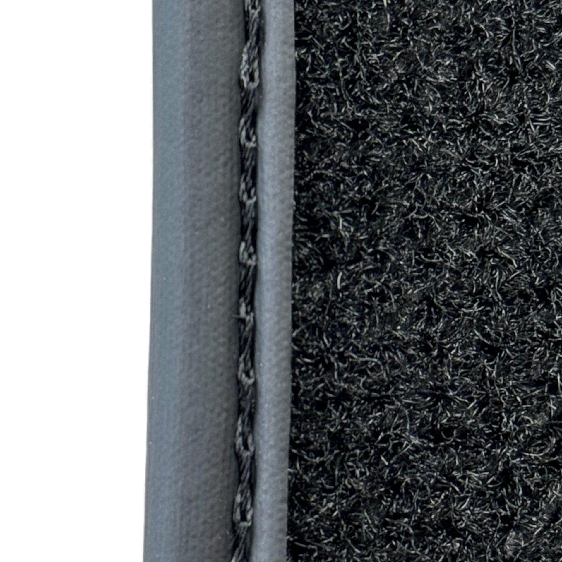 Black Floor Mats for Audi Q2 (2020-2024) - AutoWin