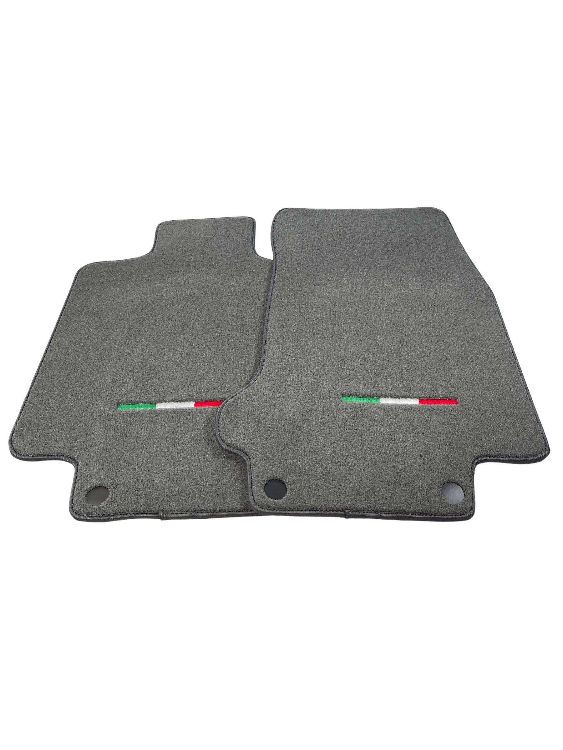 Gray Floor Mats For Maserati GranTurismo S (2008-2012) IT Edition - AutoWin