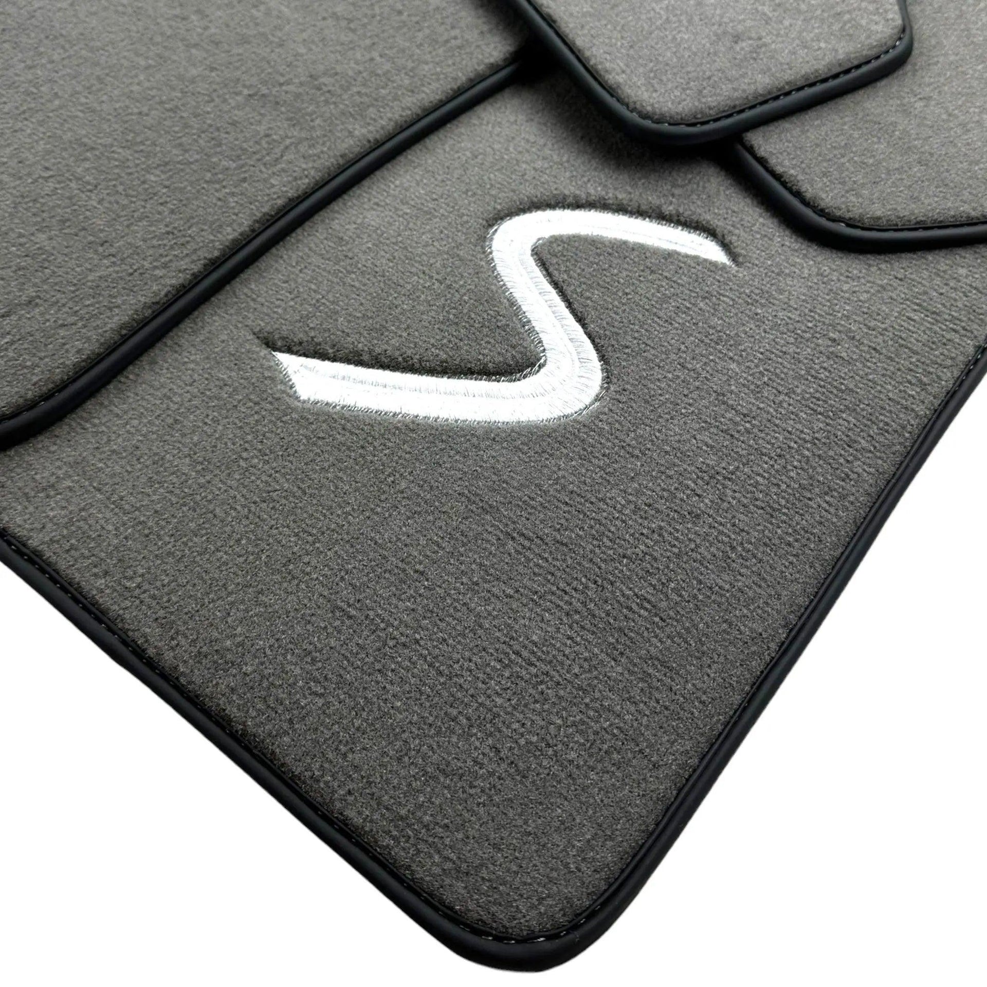 Grey Floor Mats for Mini Cabrio R56 Convertible (2009-2016) - AutoWin
