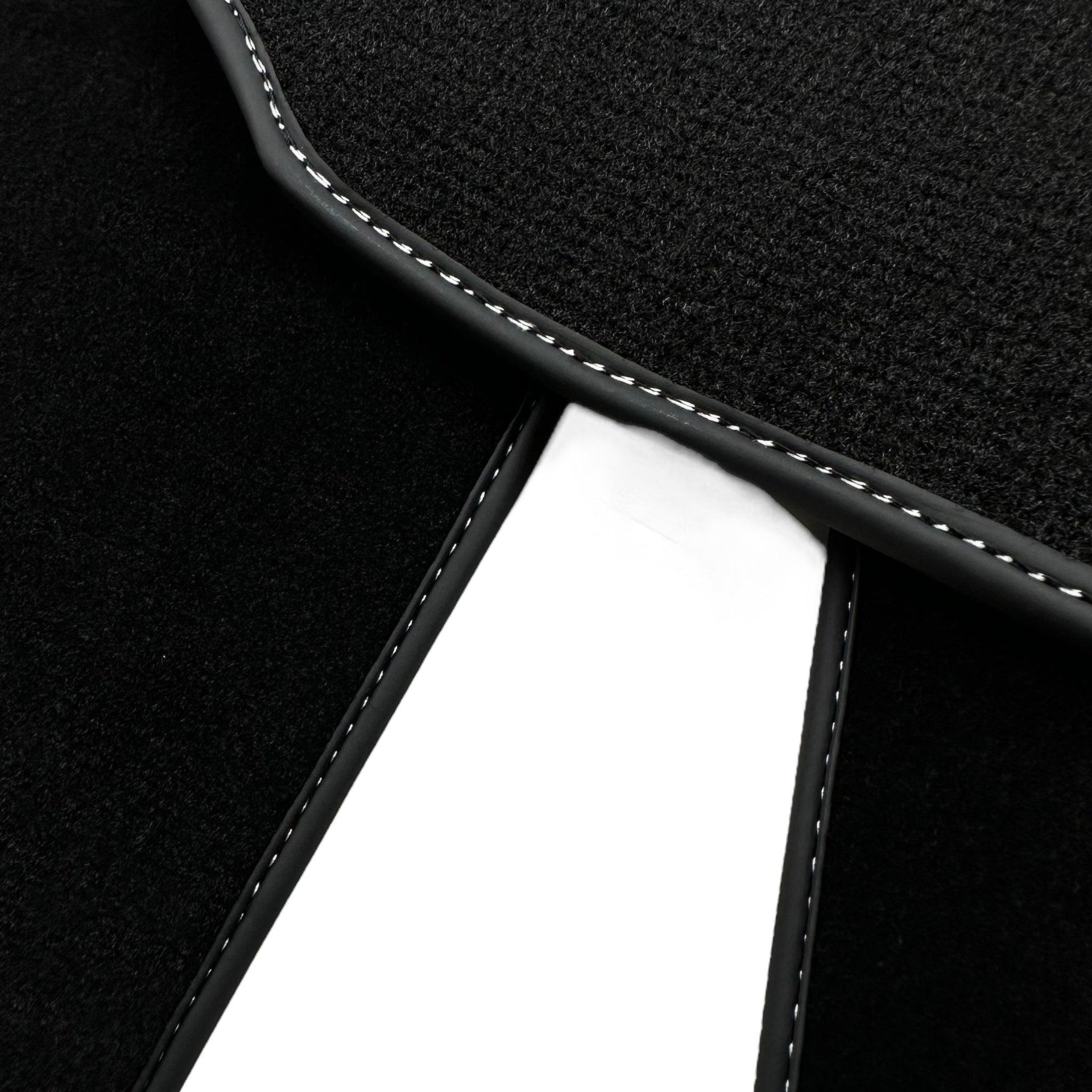 Black Floor Mats for Kia Ceed (2009-2012) - AutoWin