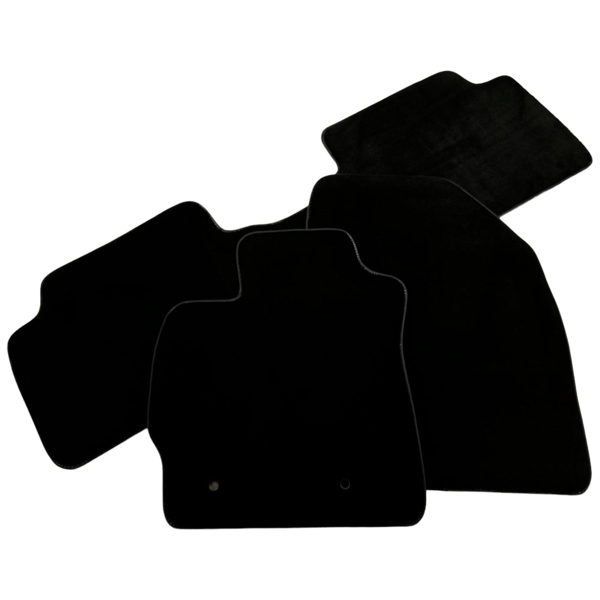 Black Floor Mats For Toyota Corolla E15 (2007-2014) - AutoWin