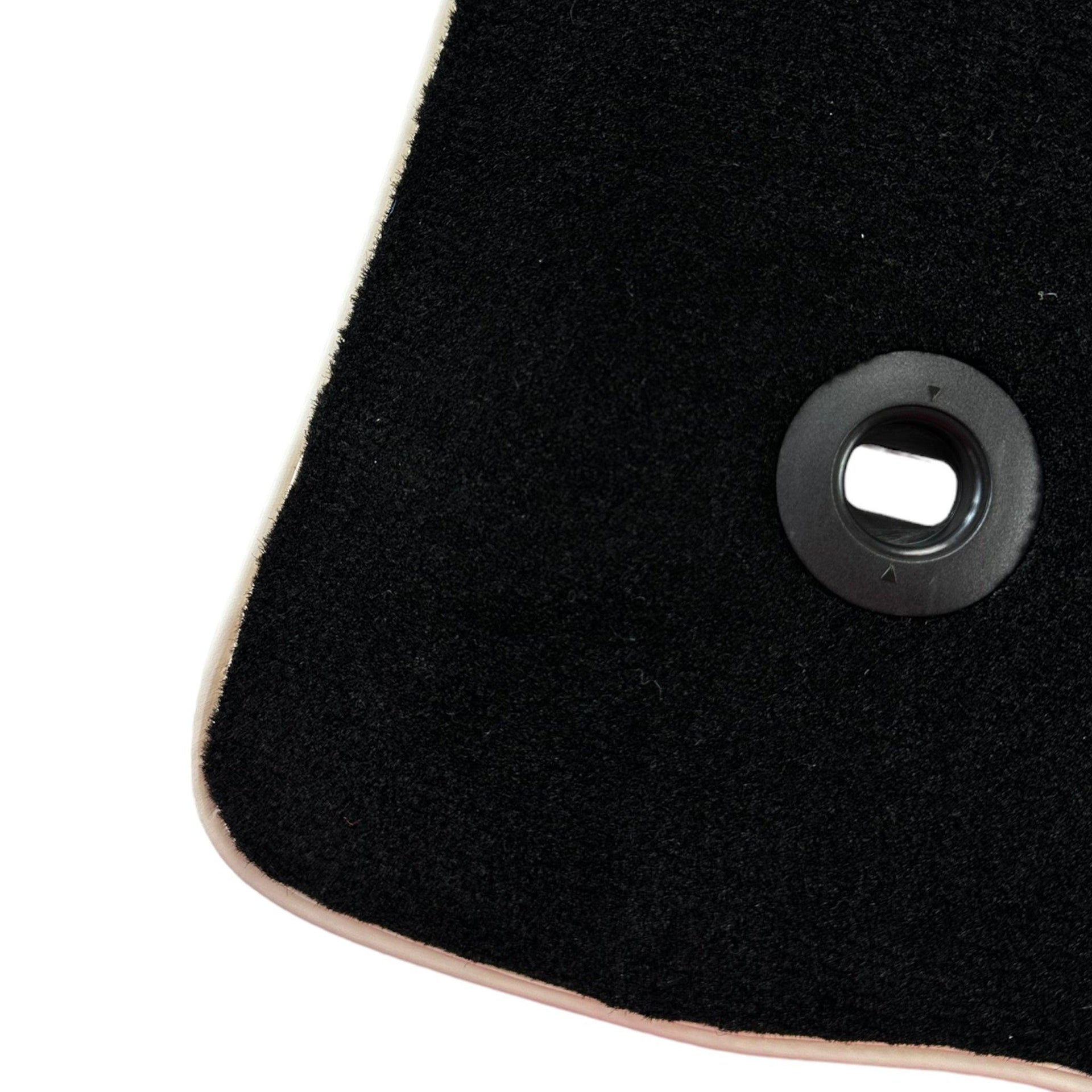 Black Floor Mats For Toyota Land Cruiser 200 (2008-2012) | Beige Trim - AutoWin