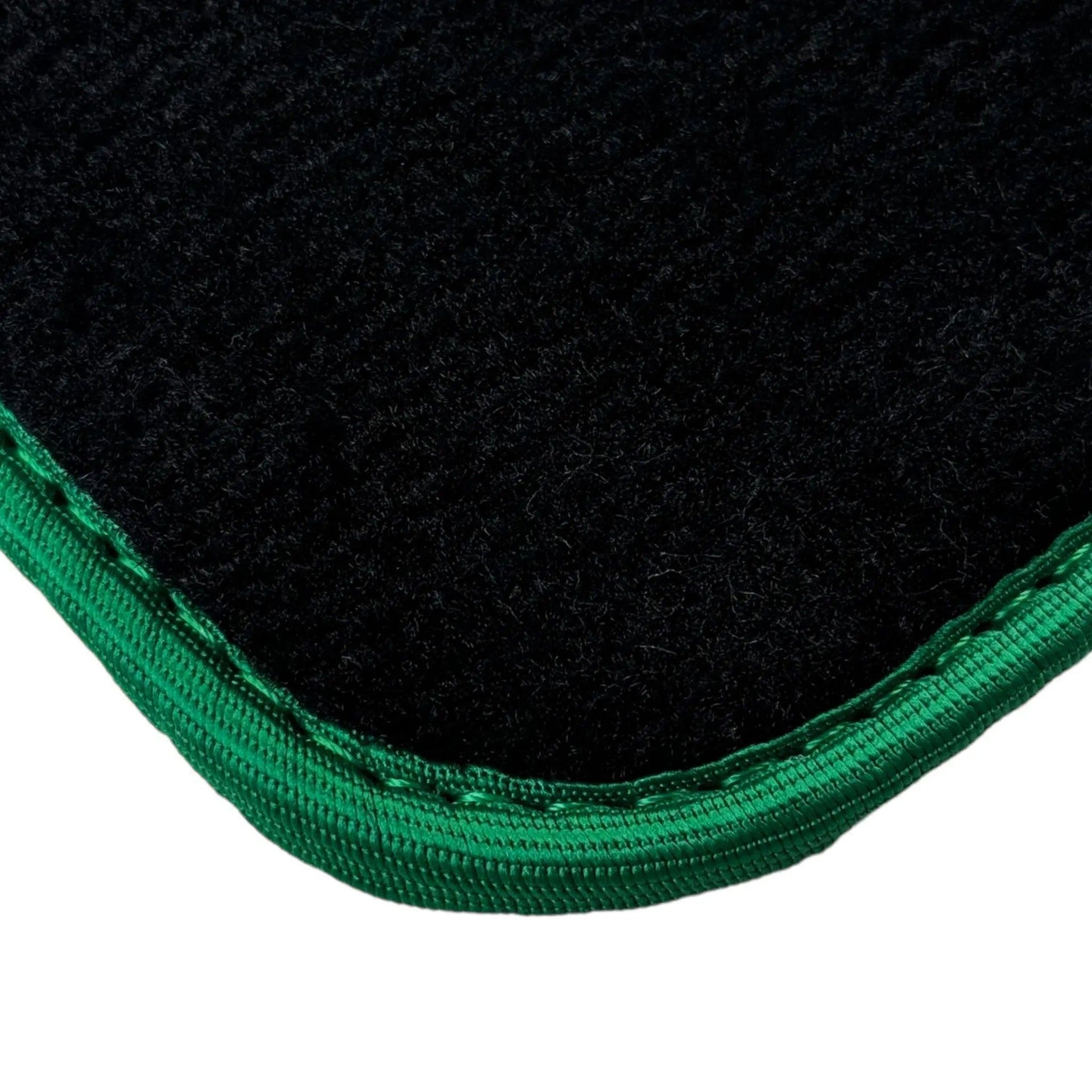 Black Mats For BMW 1 Series F70 | Green Trim - AutoWin