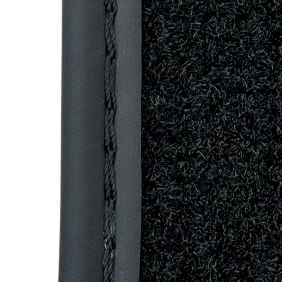 Black Floor Mats for Audi Q5 FY (2017-2023) - AutoWin