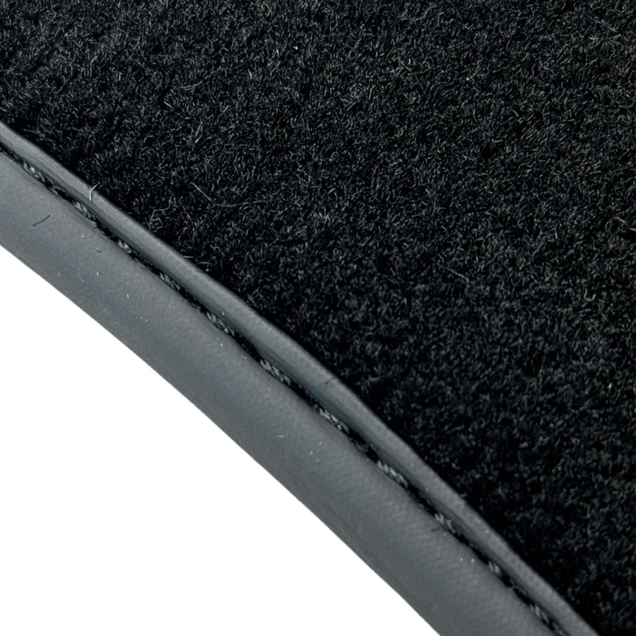 Black Floor Mats for Mercedes Benz C218 Coupe Facelift with Carbon | ER56 Performance - AutoWin