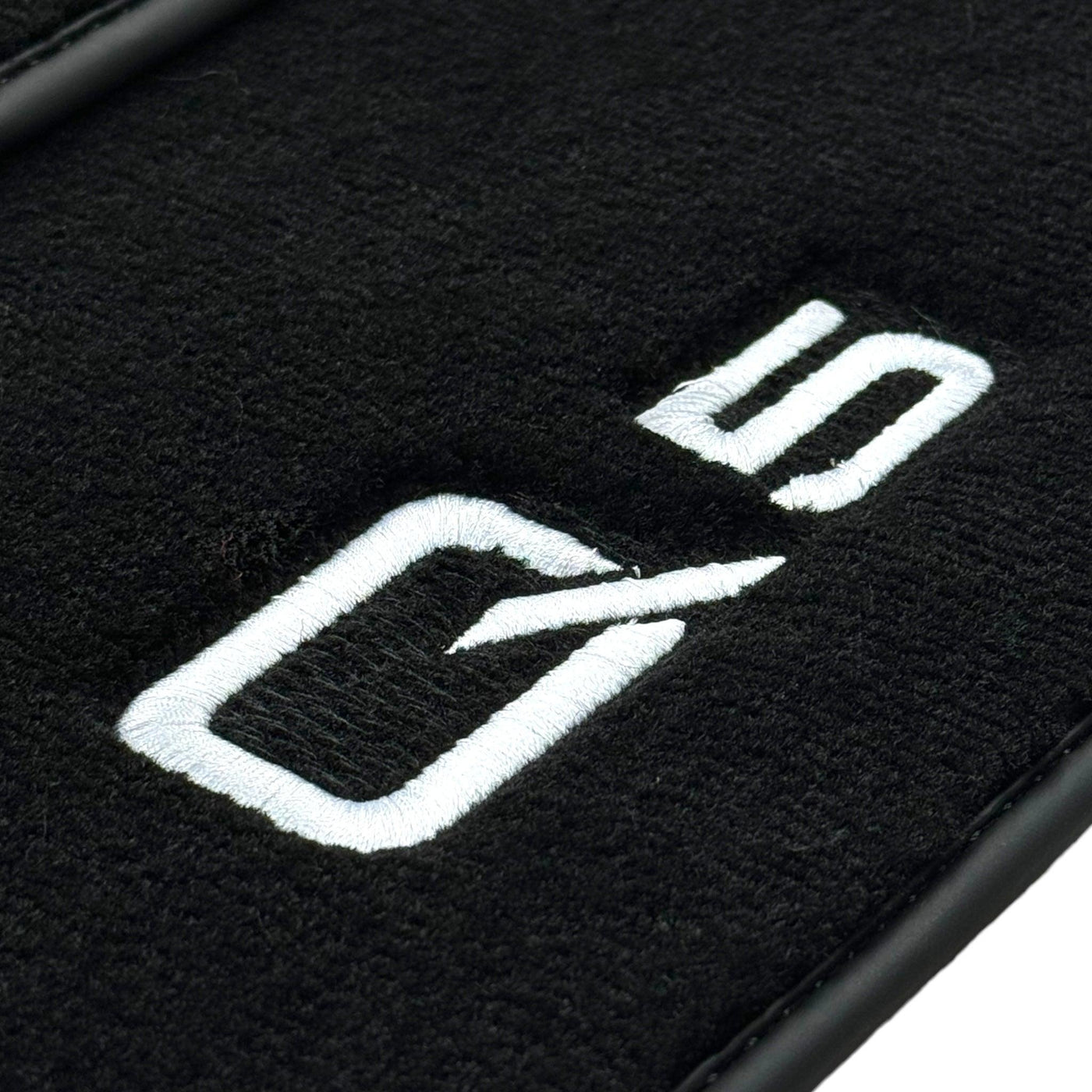 Black Floor Mats for Audi Q5 FY Hybrid (2017-2023) - AutoWin