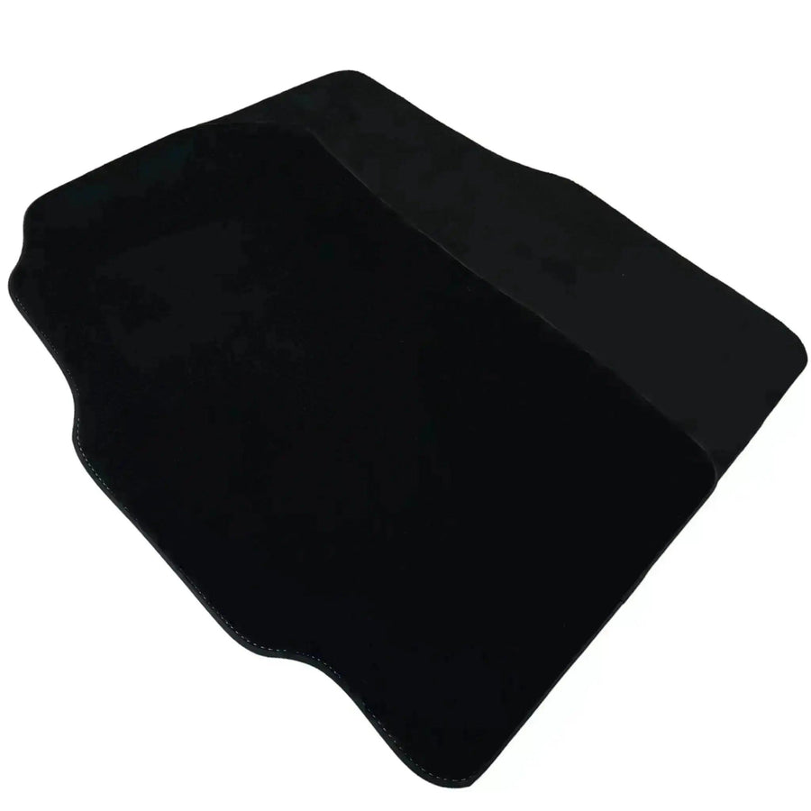 Black Floor Mats for Toyota Yaris 4 (2020-2023) - AutoWin