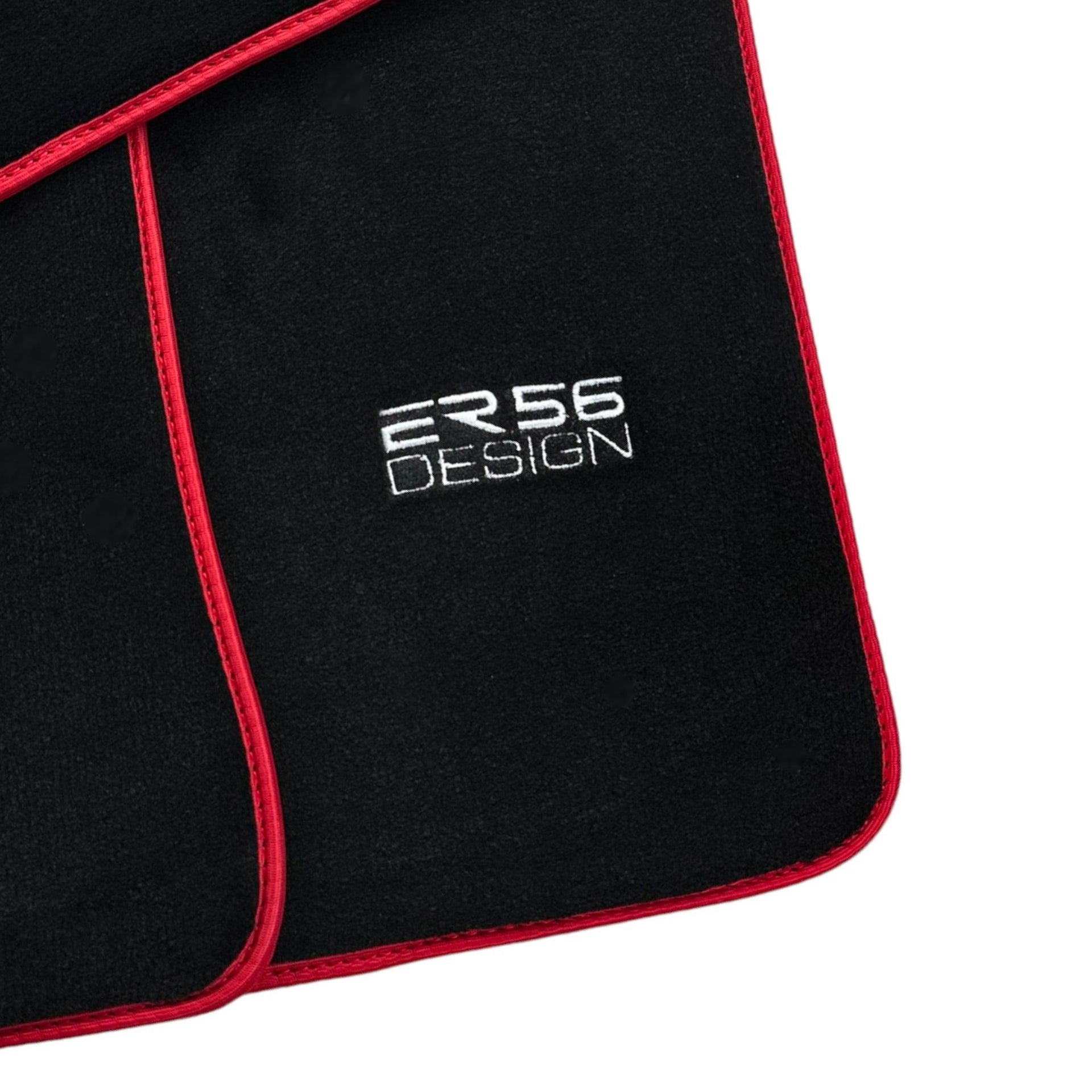 Black Floor Mats For Toyota Hilux (1998-2005) ER56 Design - AutoWin