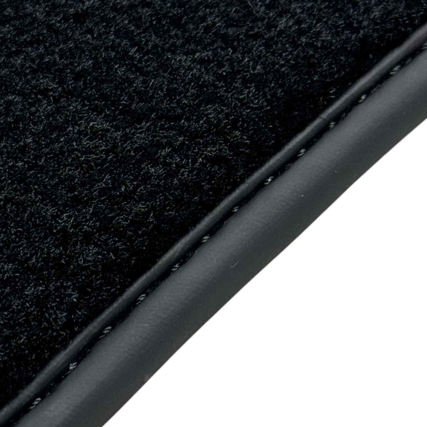 Black Floor Mats for Audi Q5 FY (2017-2023) - AutoWin