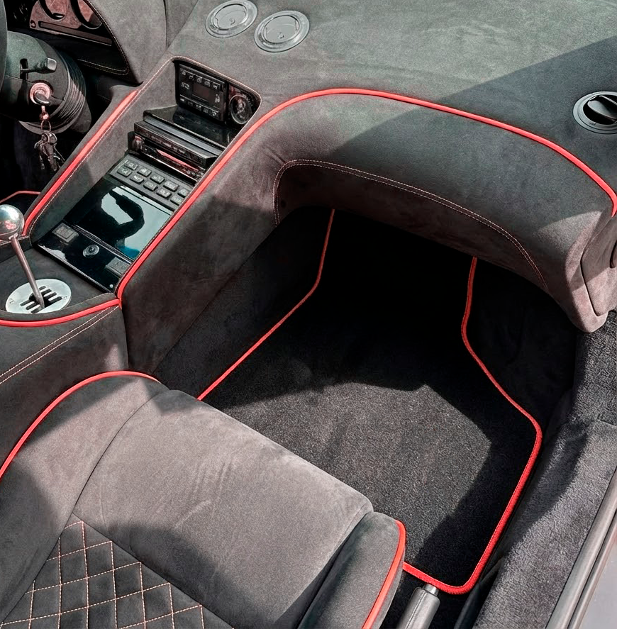 Customizable Leather Floor Mats with Divario Pattern for Lamborghini Diablo (1990-2001) - AutoWin