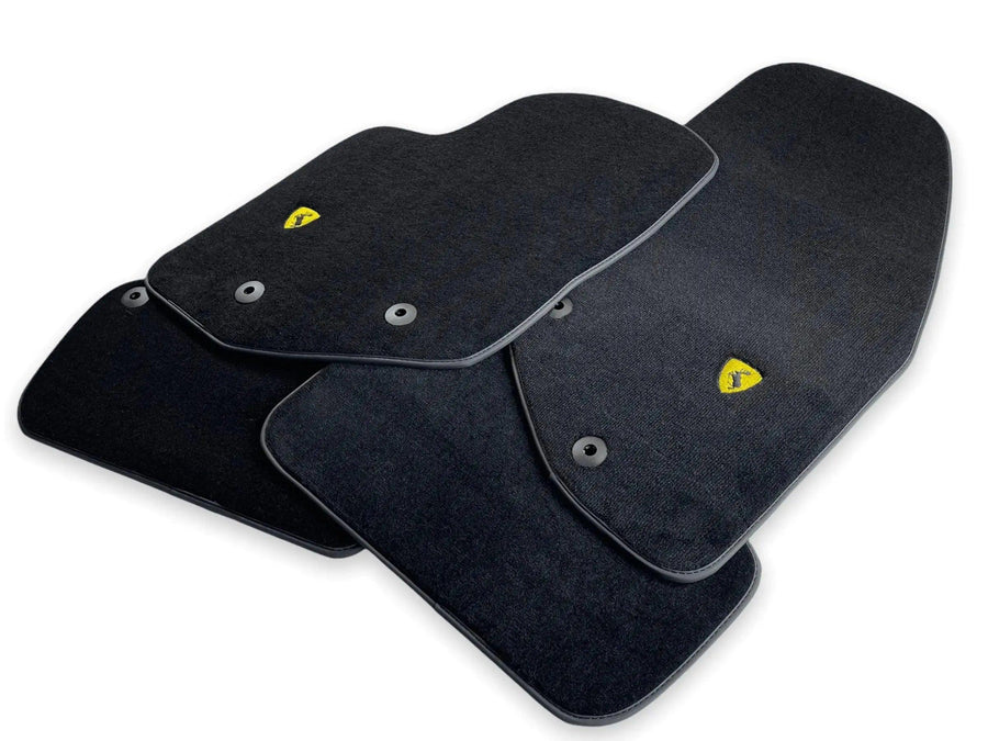Floor Mats For Volvo XC70 (1997-2000) V70 CX - AutoWin