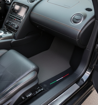 Niestandardowe szare dywaniki samochodowe dla Lamborghini Gallardo z Alcantary