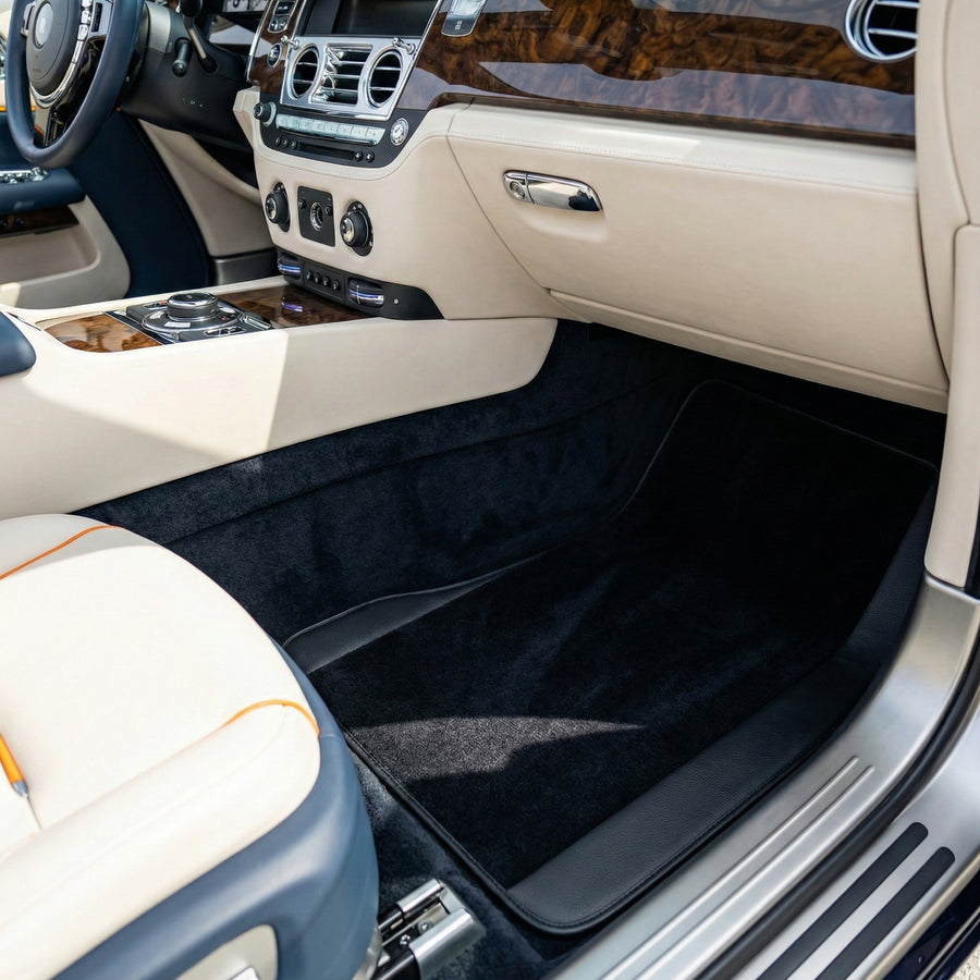 Własne czarne dywaniki samochodowe do Rolls Royce Dawn (2016-2023) z czarnej skóry