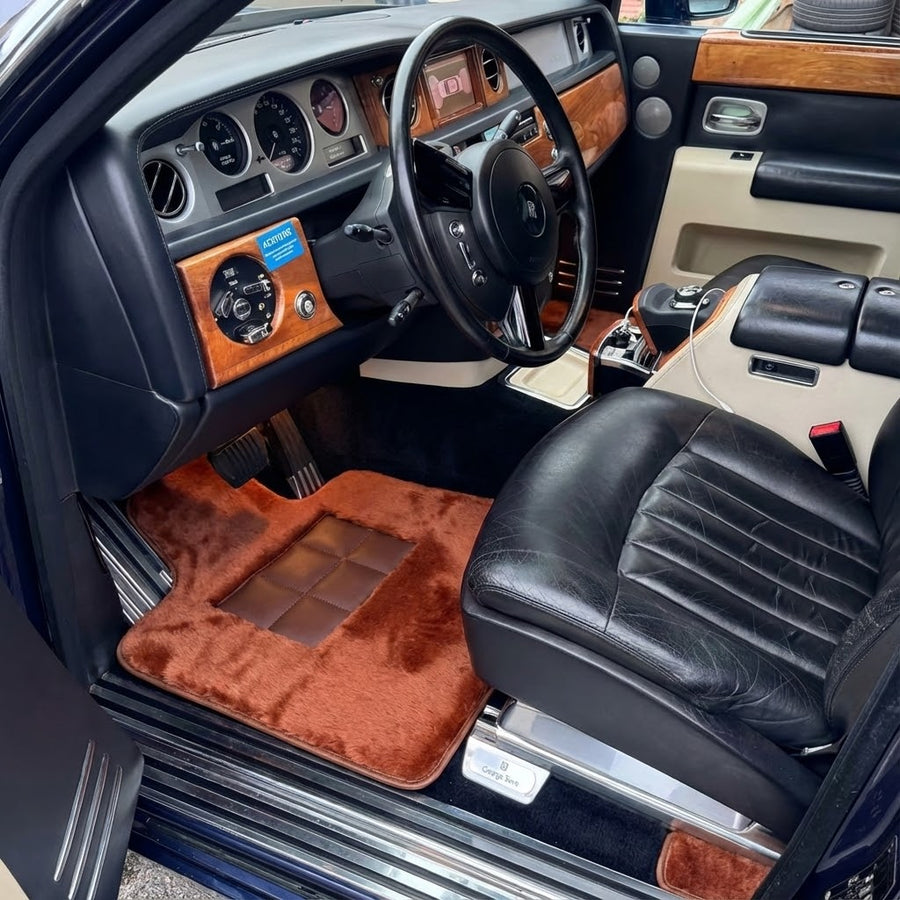Dywaniki welurowe samochodowe w kolorze imbirowym dla Rolls-Royce Phantom Sedan (2003-2016)