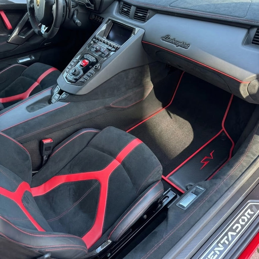 Czarne dywaniki do samochodu dla Lamborghini Aventador SV z włókna węglowego