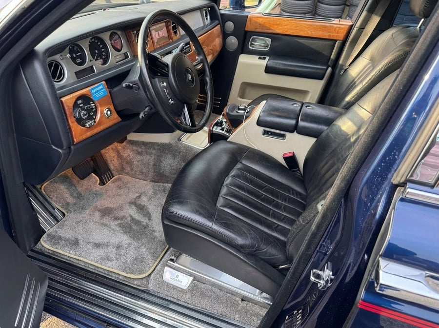 Dywaniki samochodowe dla Rolls Royce Phantom 2003–2016 beżowe Rovbut