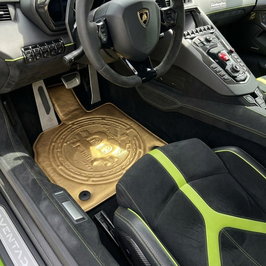 Złote Dywaniki Samochodowe z Skóry dla Lamborghini Aventador z Szyciem Bitcoin