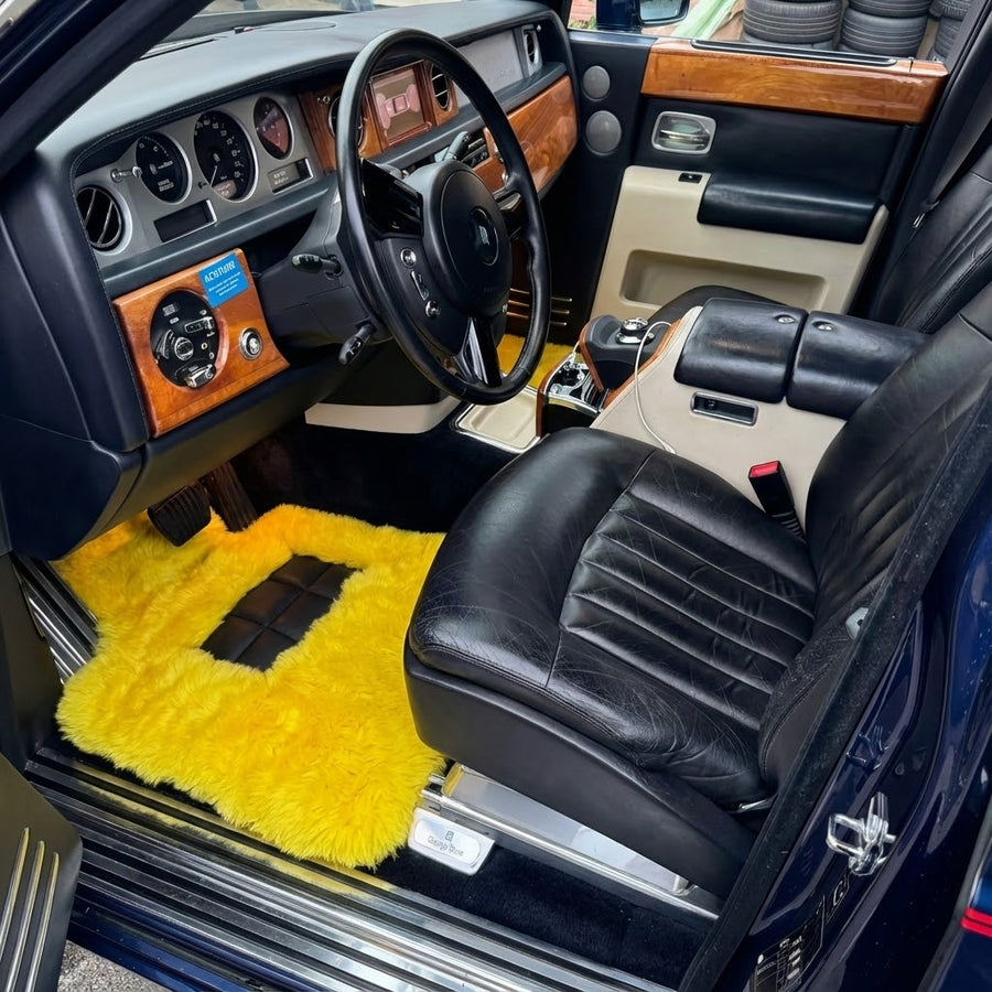 Żółte dywaniki samochodowe z owczej skóry dla Rolls Royce Phantom Drophead Coupe (2007-2016) Marka ER56 Design