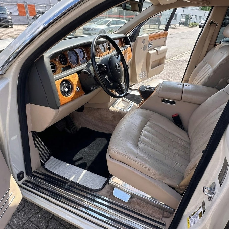 Black Floor Mats for Rolls Royce Phantom Sedan 2003-2016 with Gray Leather Borders