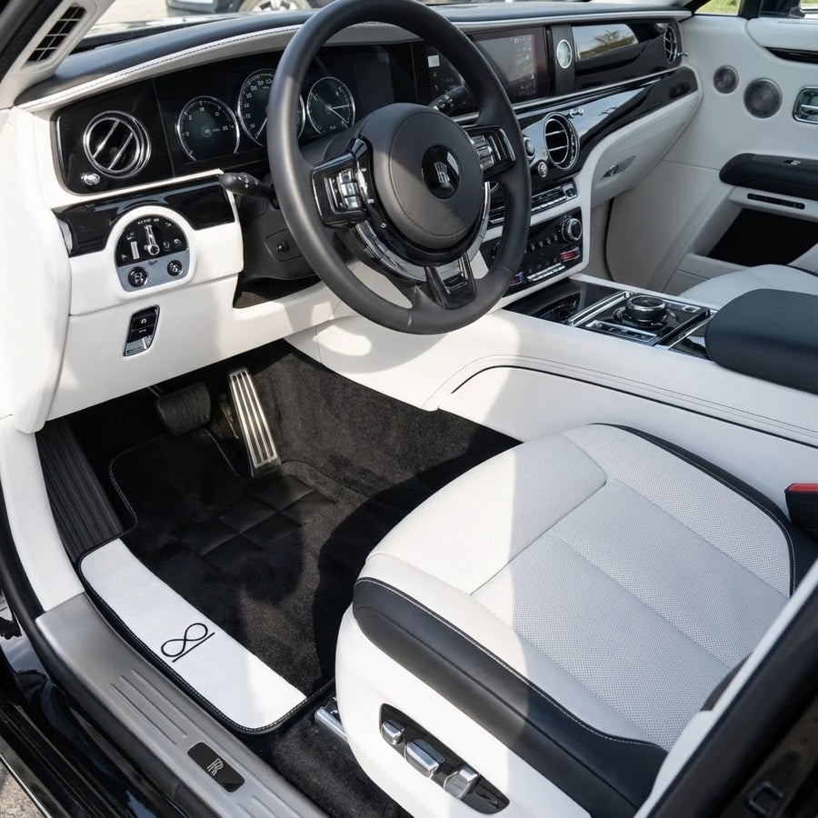 Czarne dywaniki do samochodu dla Rolls Royce Spectre (2023-2024) biały skórzany