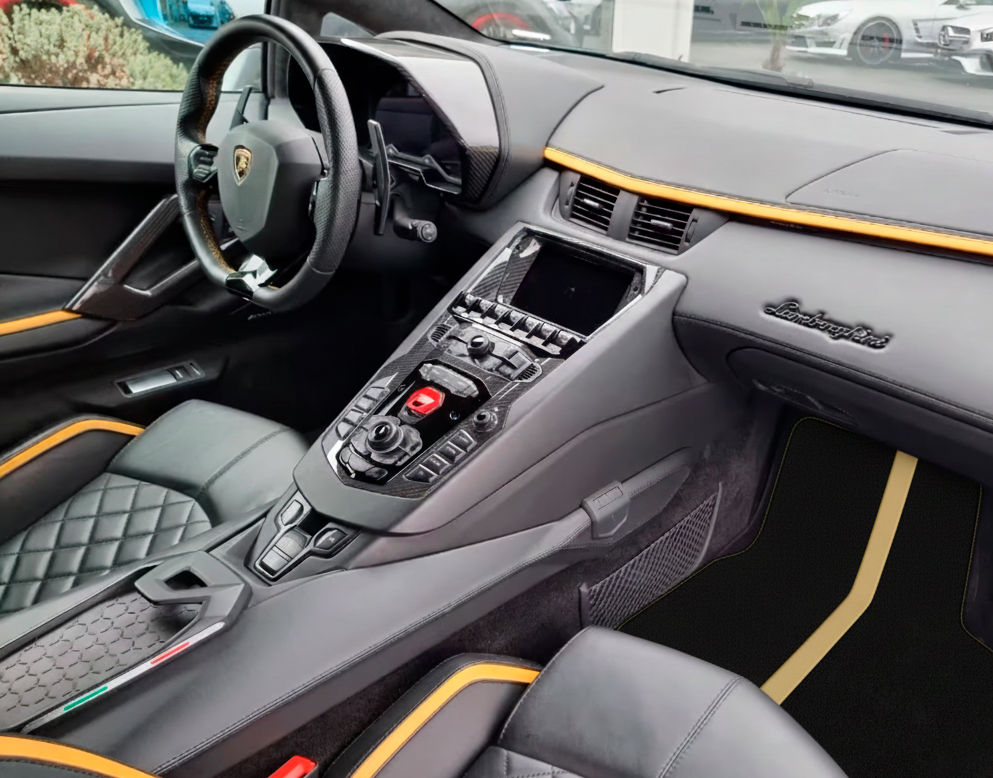 Personalizowane dywaniki skórzane z heksagonalnym wzorem dla Lamborghini Huracan EVO (2019-2024) - AutoWin