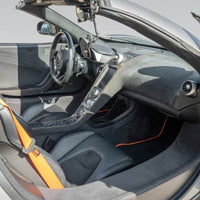 Czarne maty samochodowe dla McLaren 650S (2015-2018) z Alcantarą