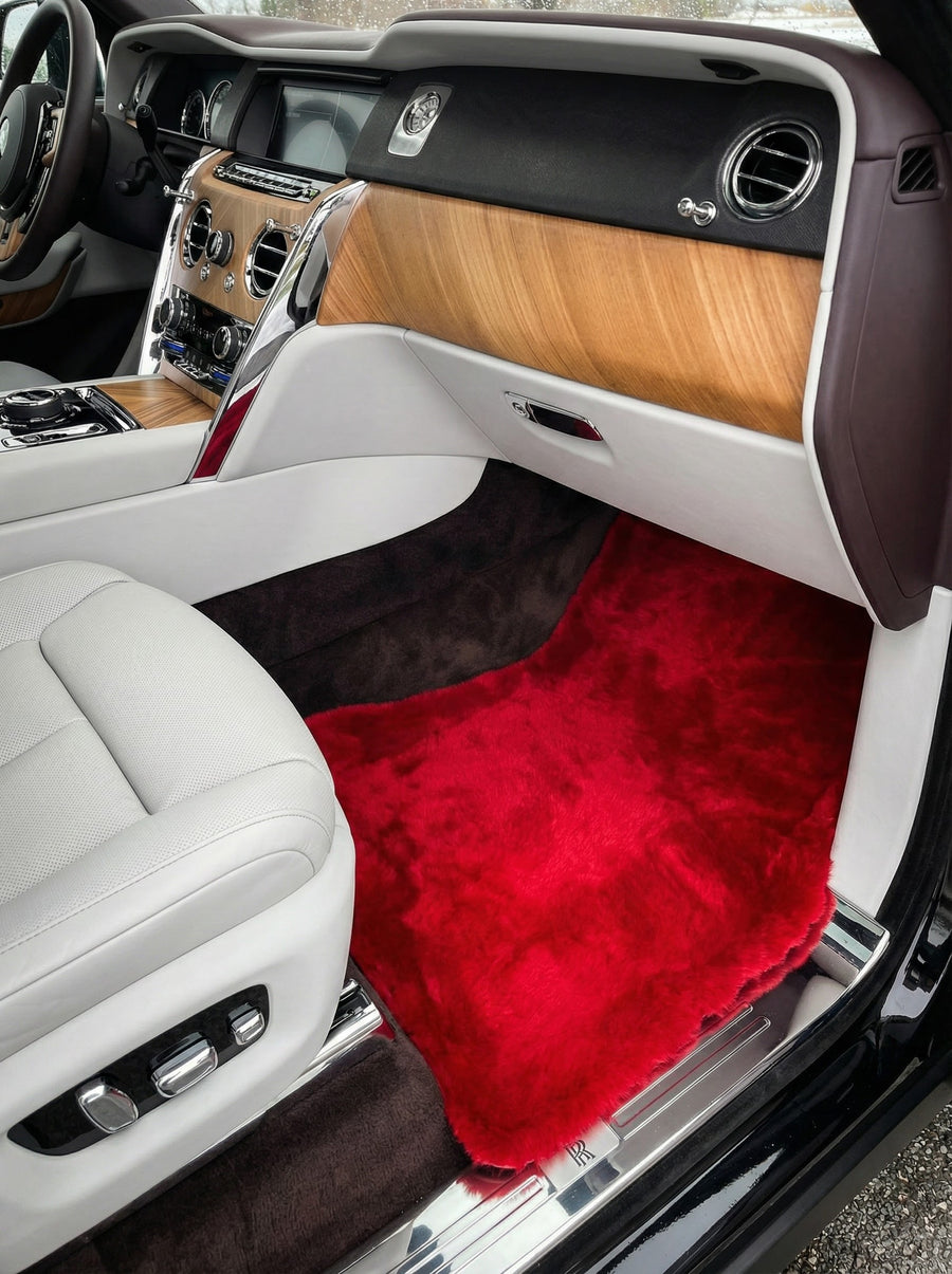 Czerwone dywaniki welurowe dla Rolls Royce Cullinan Rr31 2018-2025 Design Er56