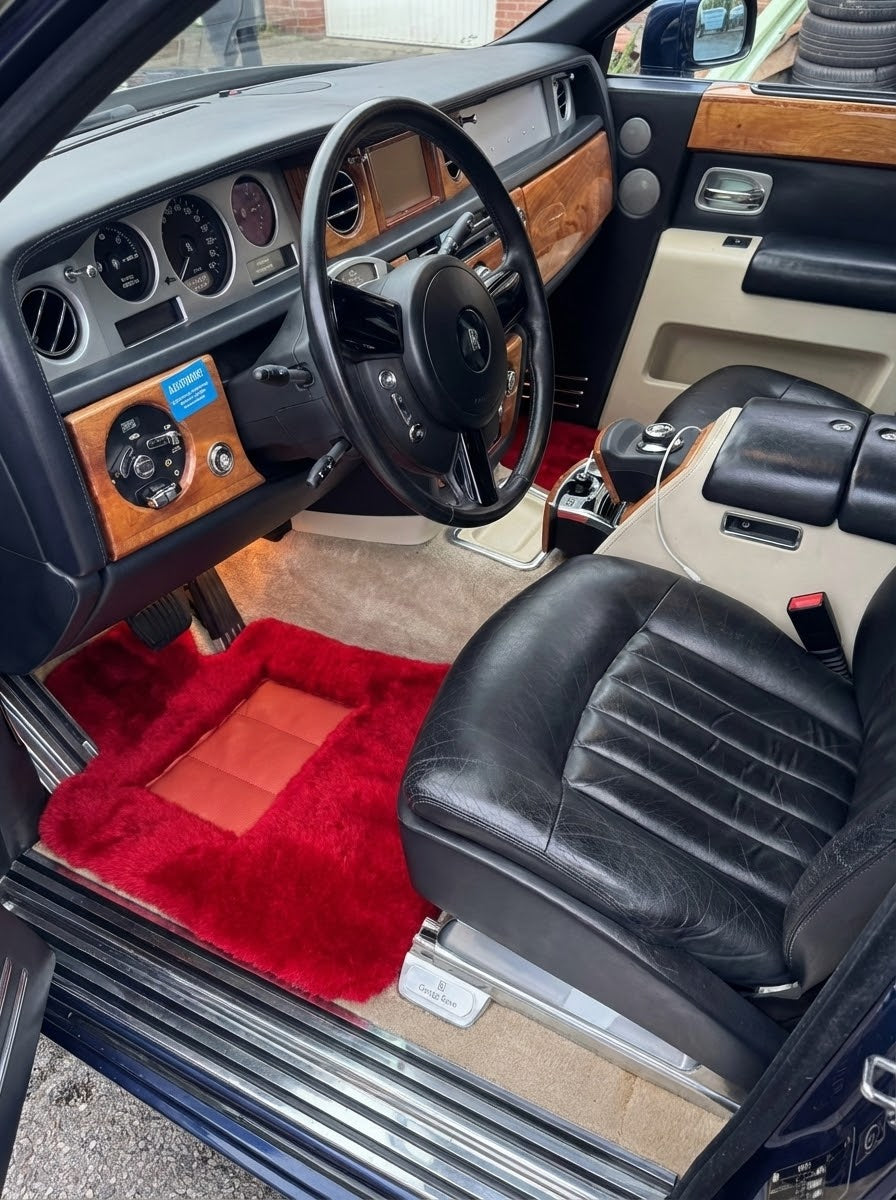 Red Sheepskin Floor Mats For Rolls Royce Phantom Drophead Coupe 2007–2016 Er56 Design Brand