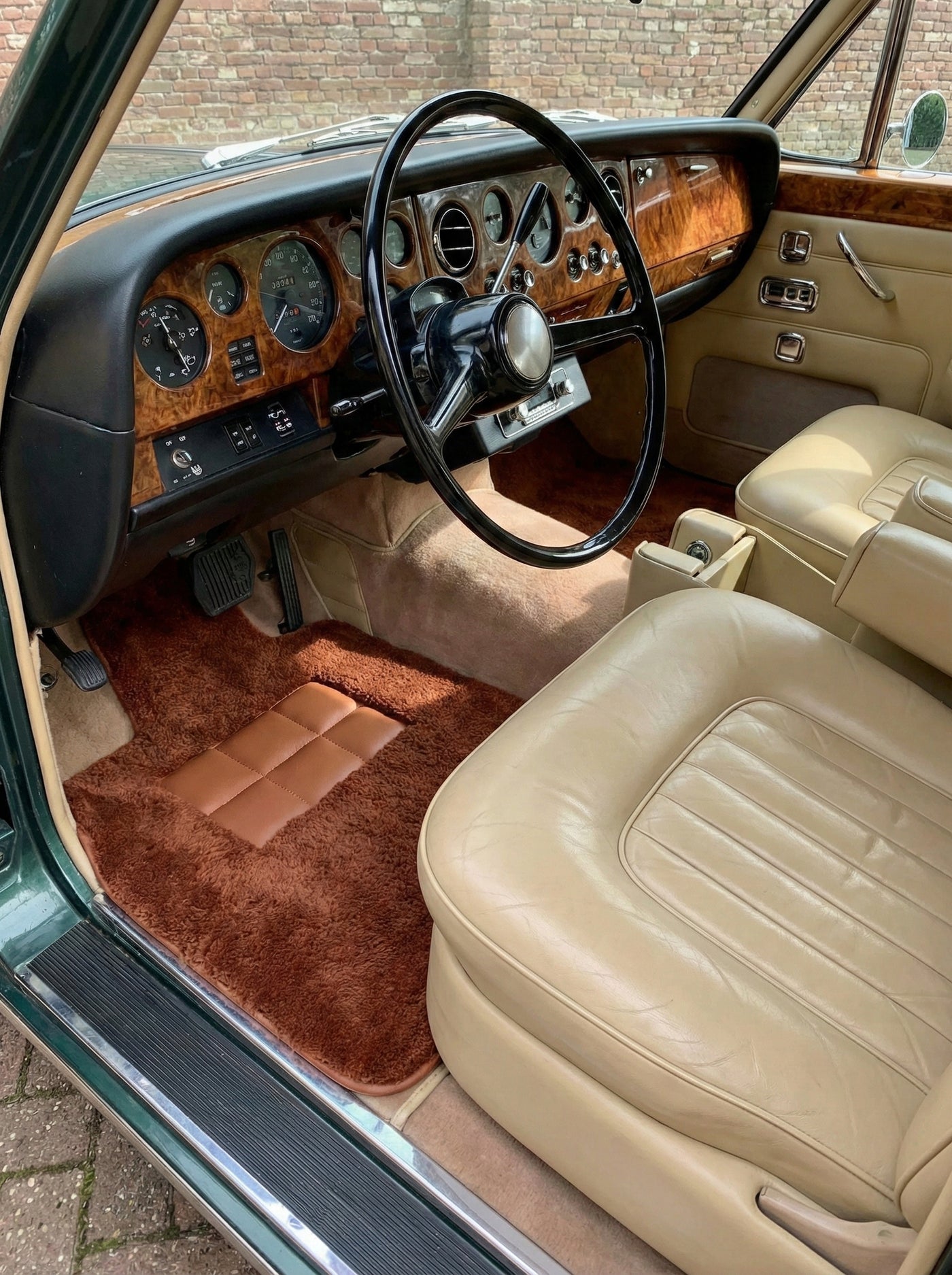Brązowe Dywaniki z Owczej Wełny Dla Rolls Royce Shadow 1965-1977 Er56 Design Brand