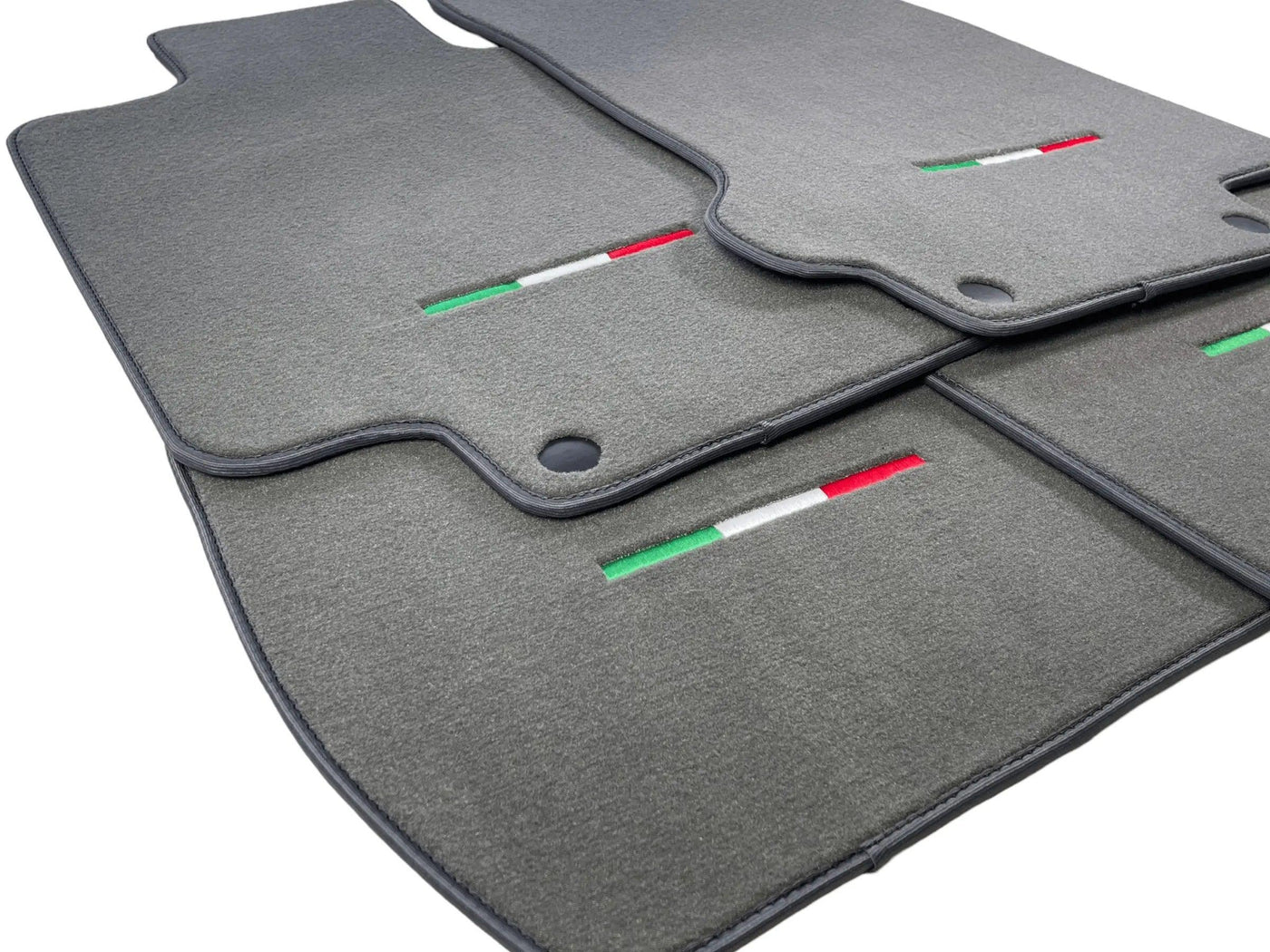 Gray Floor Mats For Maserati GranTurismo S (2008-2012) IT Edition - AutoWin