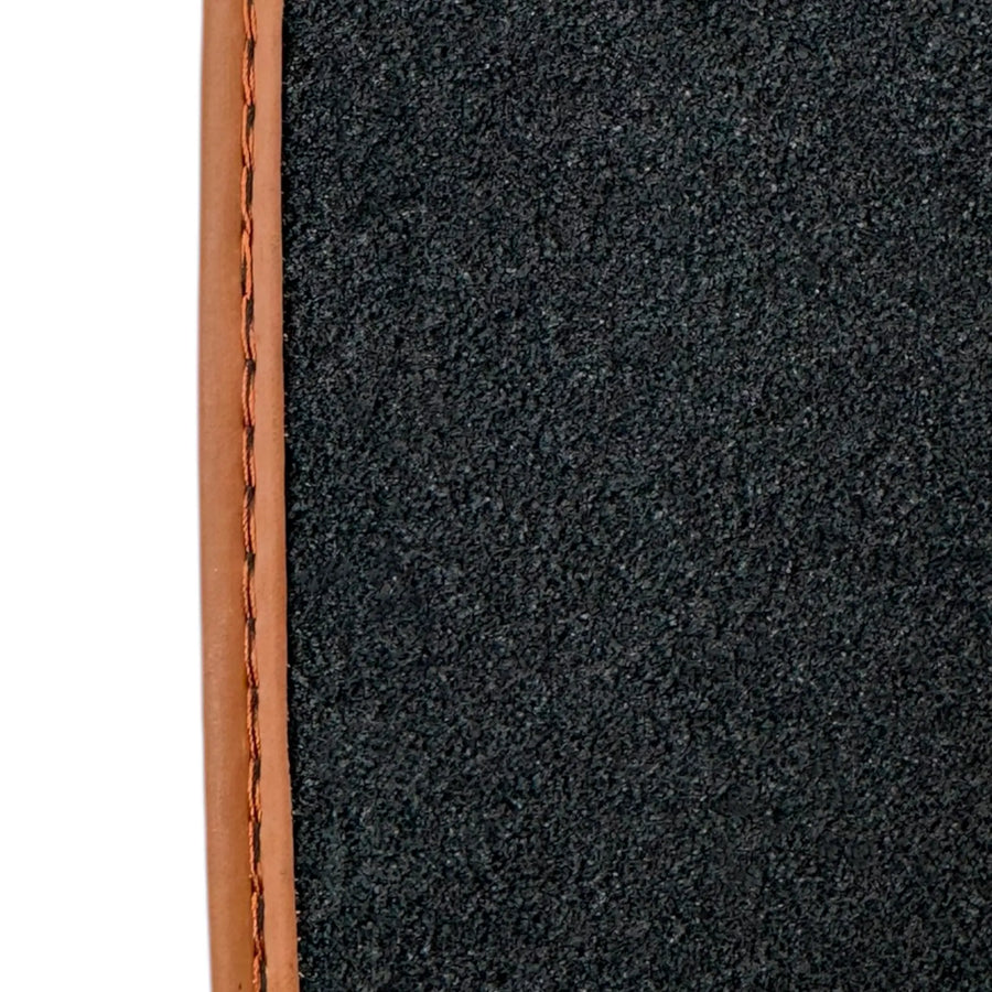 Range Rover Sport (2013-2017): Black Floor Mats by AutoWin