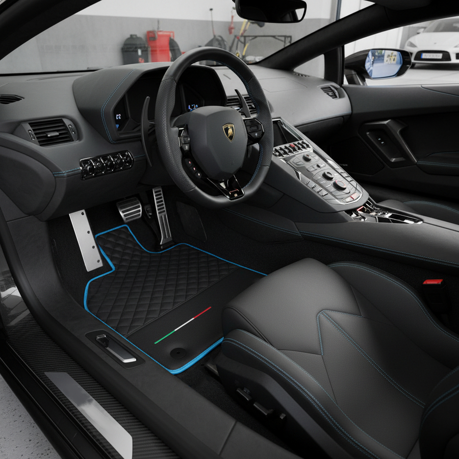 Personalizowane czarne skórzane maty samochodowe do Lamborghini Aventador z niebieskim wykończeniem