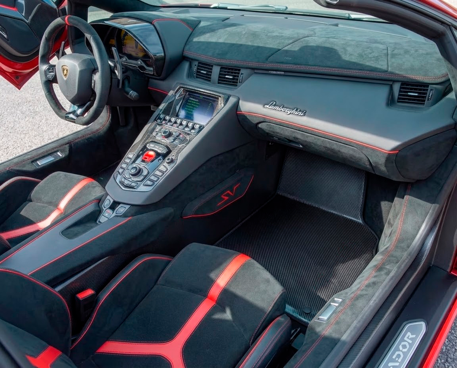 Personalizowane dywaniki samochodowe dla Lamborghini Aventador SV Edycja Limitowana Skóra Węgiel