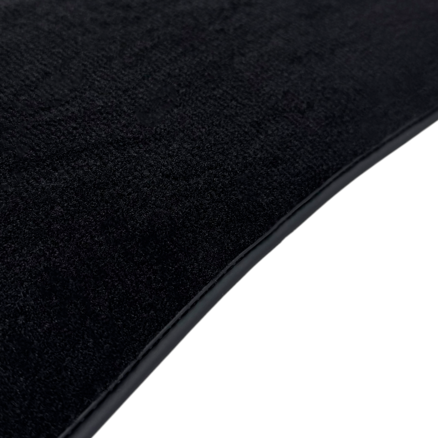 Black Floor Mats for Aston Martin DBX707 (2022-2026) SUV707 (2022-2026) SUV