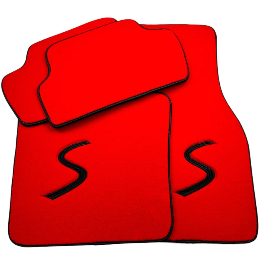 Red Floor Mats for Mini Clubman R55 (2007-2015) - AutoWin