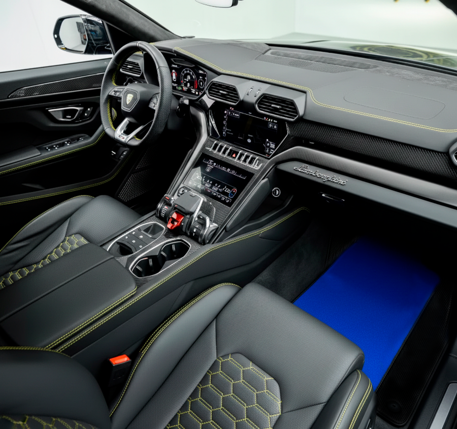 Dostosowywane niebieskie maty samochodowe dla Lamborghini Urus z Alcantary