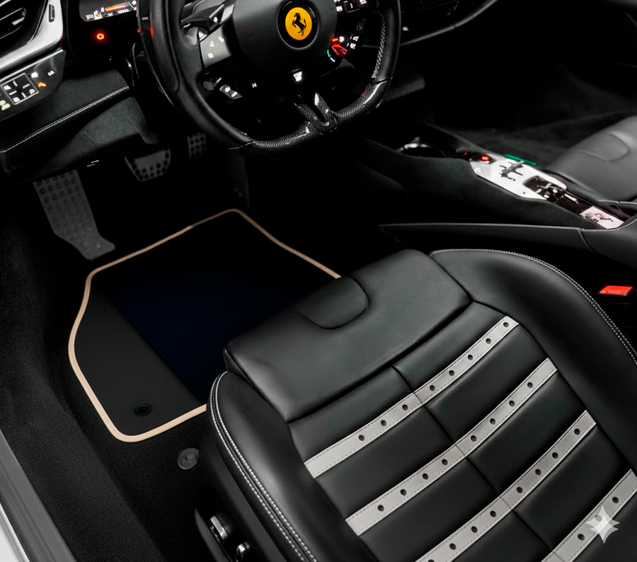 Czarne dywaniki samochodowe do Ferrari SF90 Stradale (2019-2024) z beżowym wykończeniem