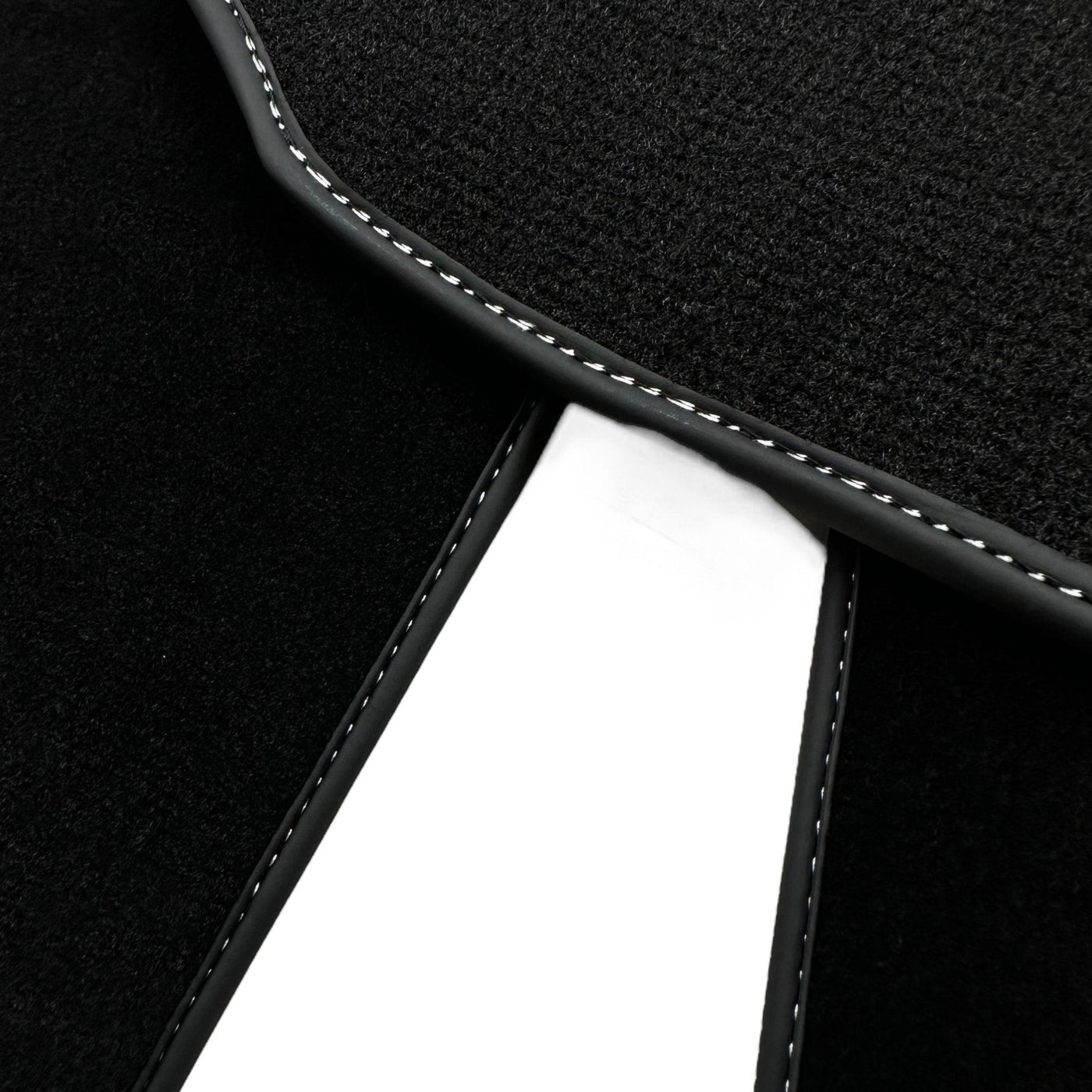 Black Floor Mats for Kia Pride (1996-2000) - AutoWin