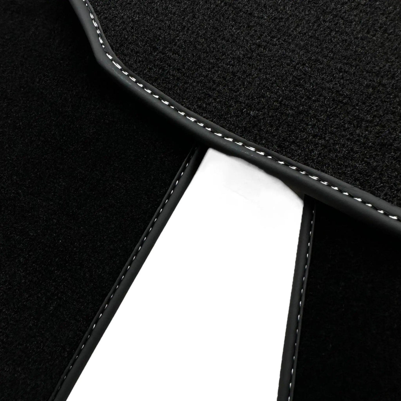 Black Floor Mats for Kia ProCeed (2019-2024) - AutoWin