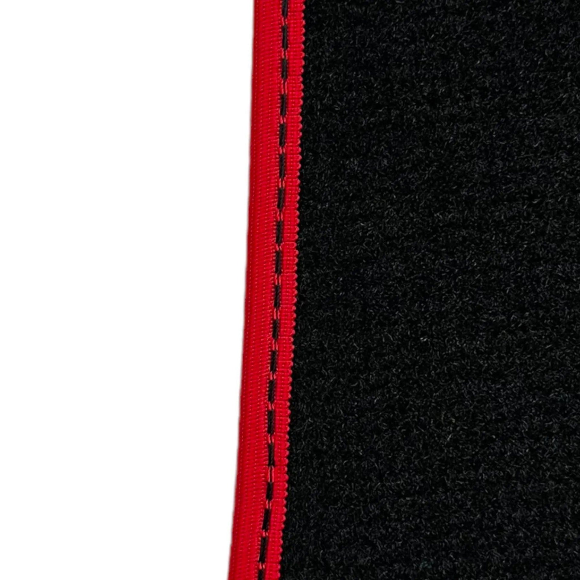 Black Floor Mats For Mitsubishi Pajero III (2000-2004) ER56 Design with Red Trim - AutoWin