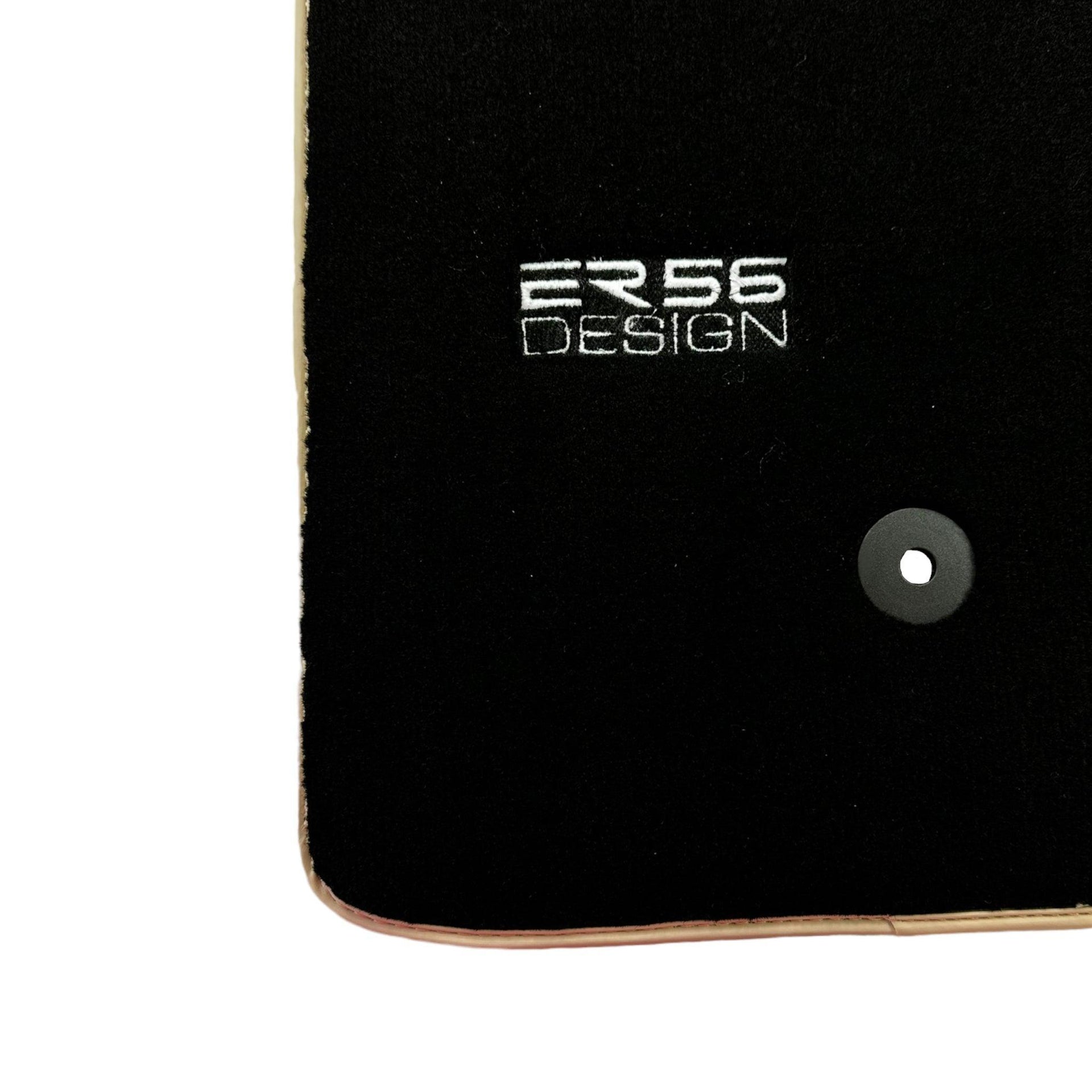 Black Floor Mats For Mitsubishi Pajero V80 (2006-2011) ER56 Design - AutoWin