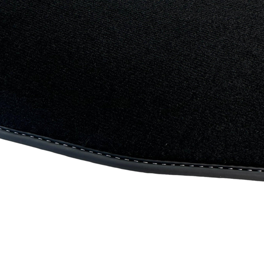 Black Floor Mats for Porsche Cayenne (2010-2018) - AutoWin