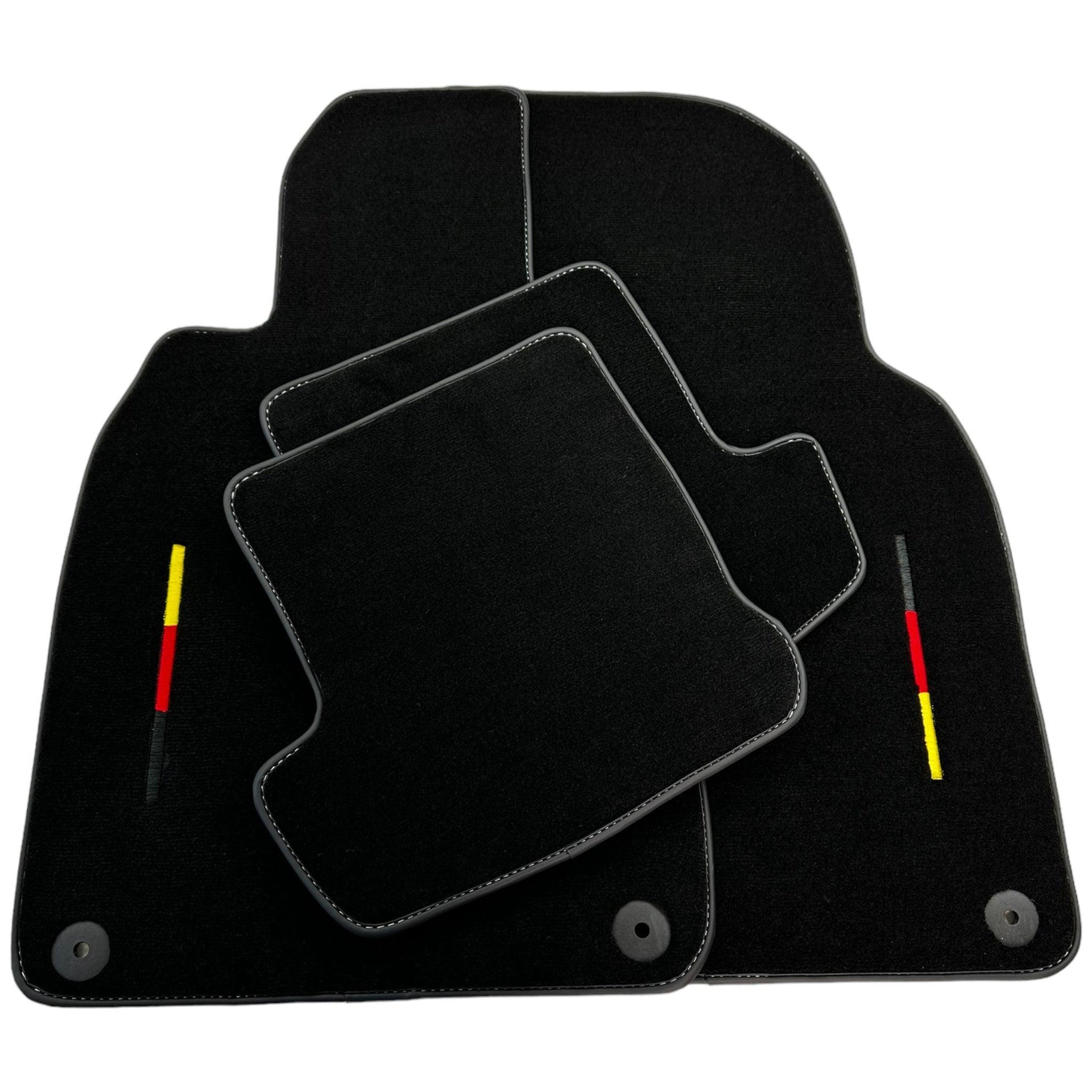 Black Floor Mats for Porsche Macan (2014-2023) - AutoWin