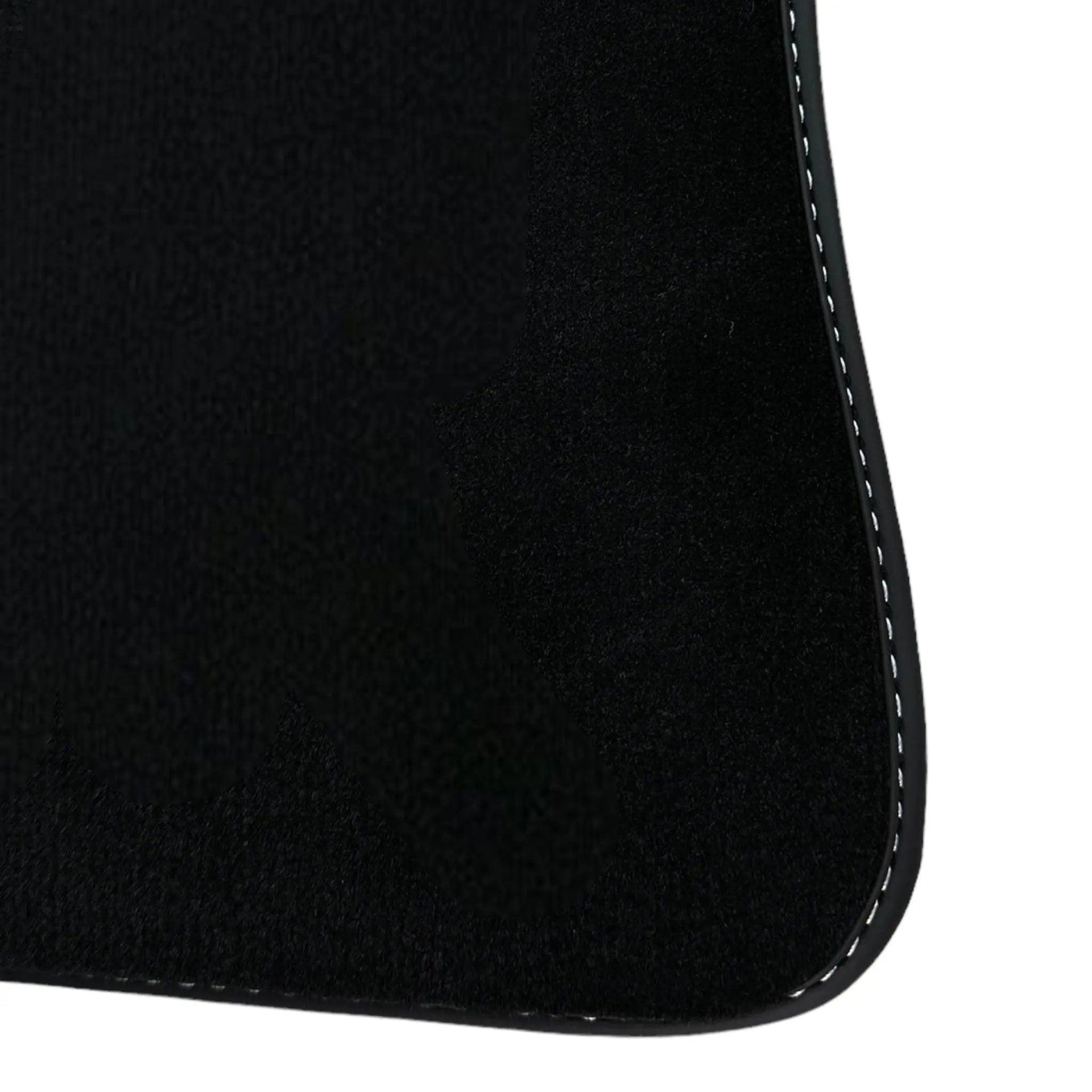 Black Floor Mats for Toyota Camry (1997-2001) - AutoWin