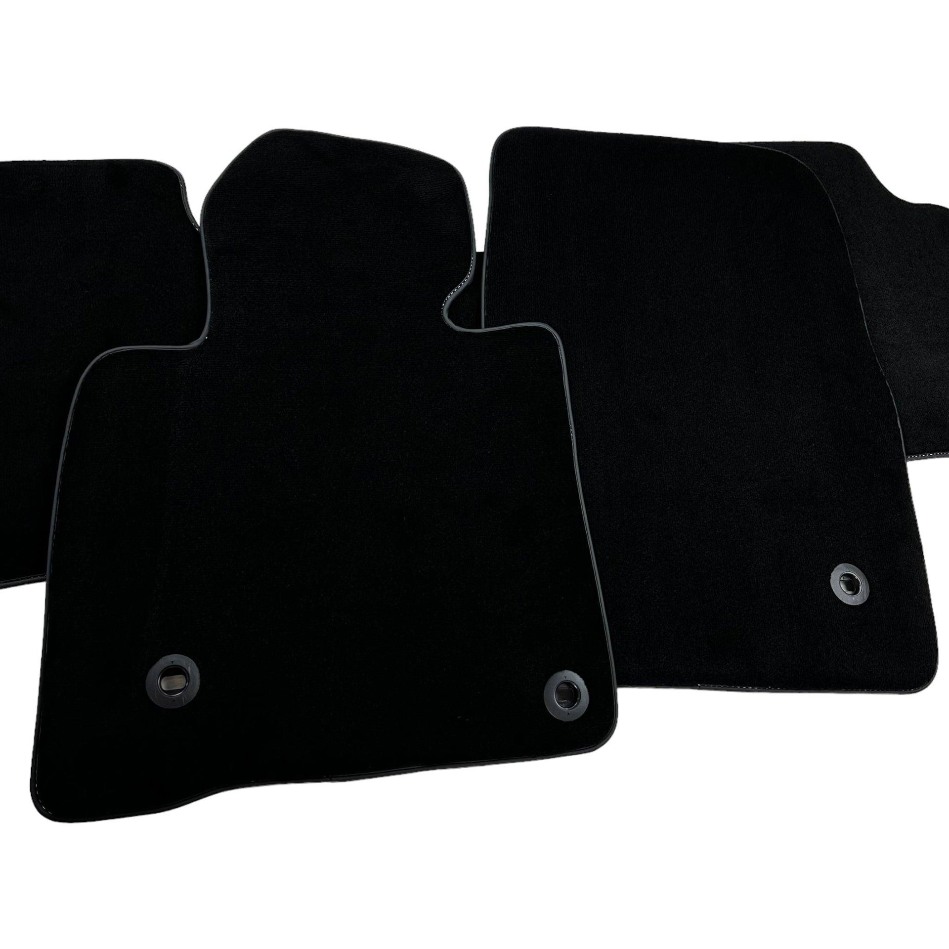 Black Floor Mats For Toyota Land Cruiser 200 (2008-2012) - AutoWin