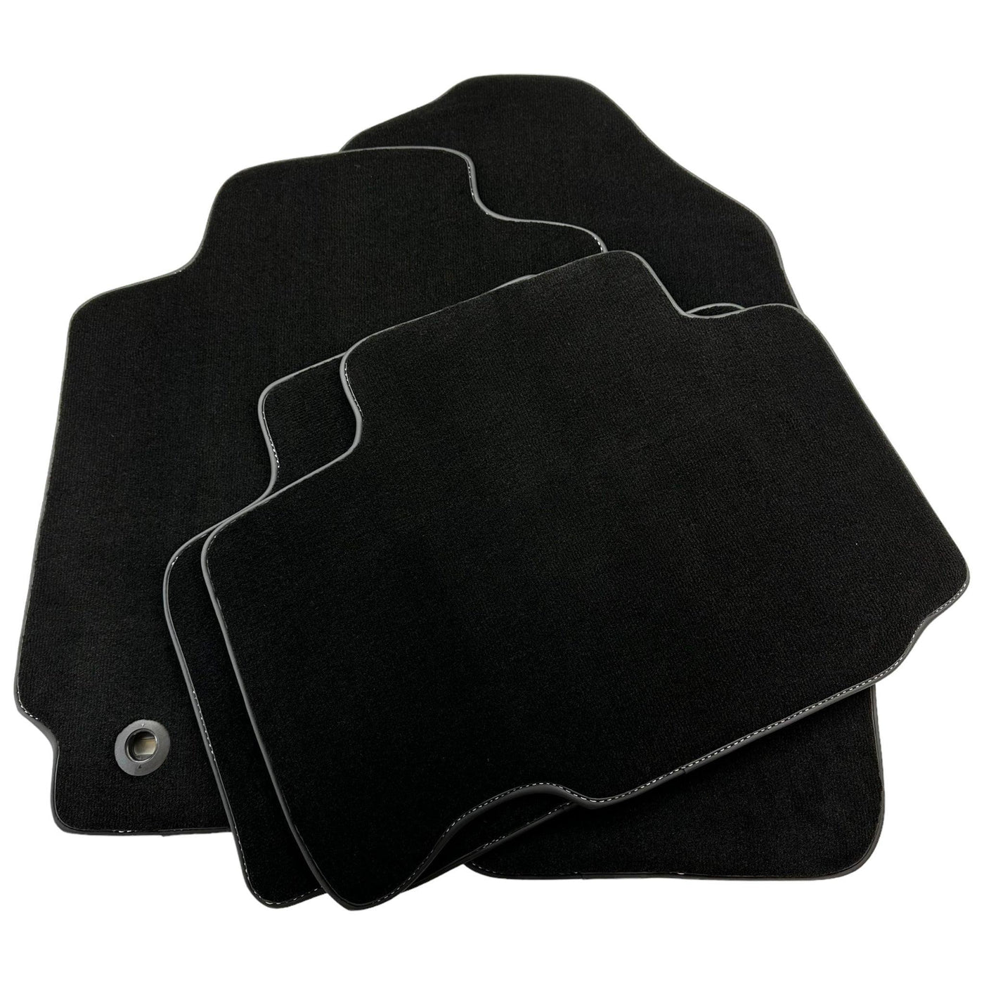 Black Floor Mats For Toyota RAV4 (2013-2018) - AutoWin