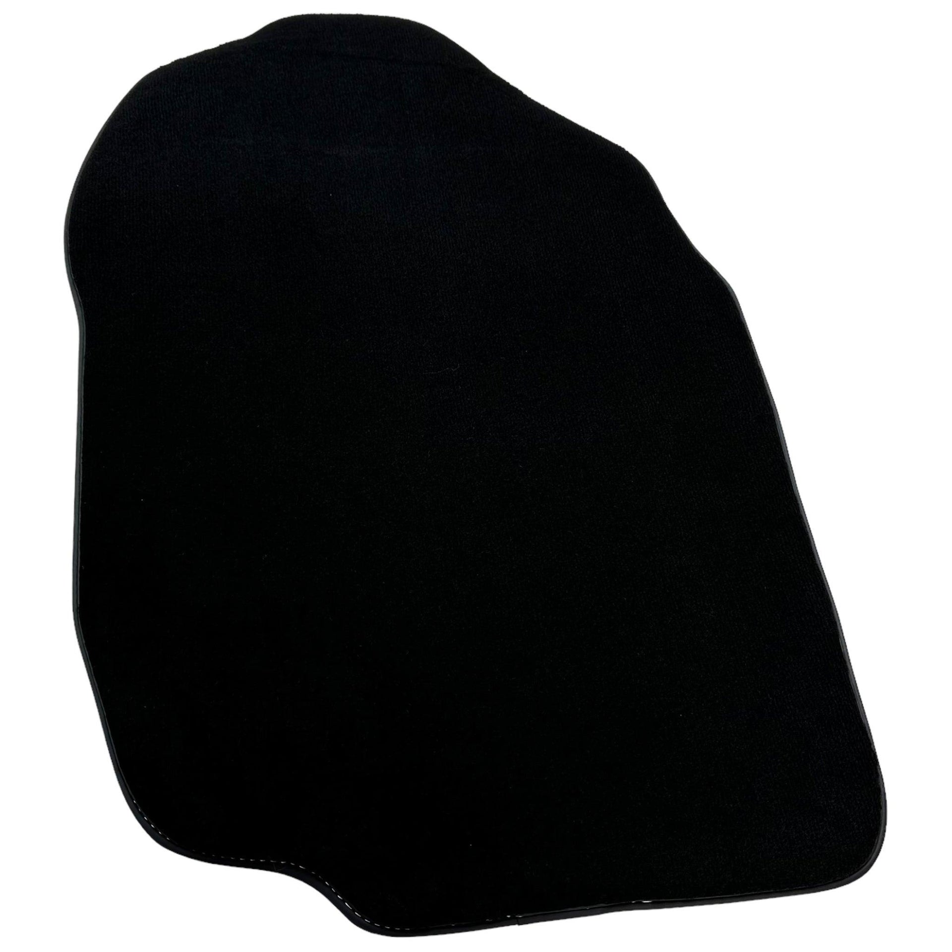 Black Floor Mats For Toyota RAV4 (2013-2018) - AutoWin