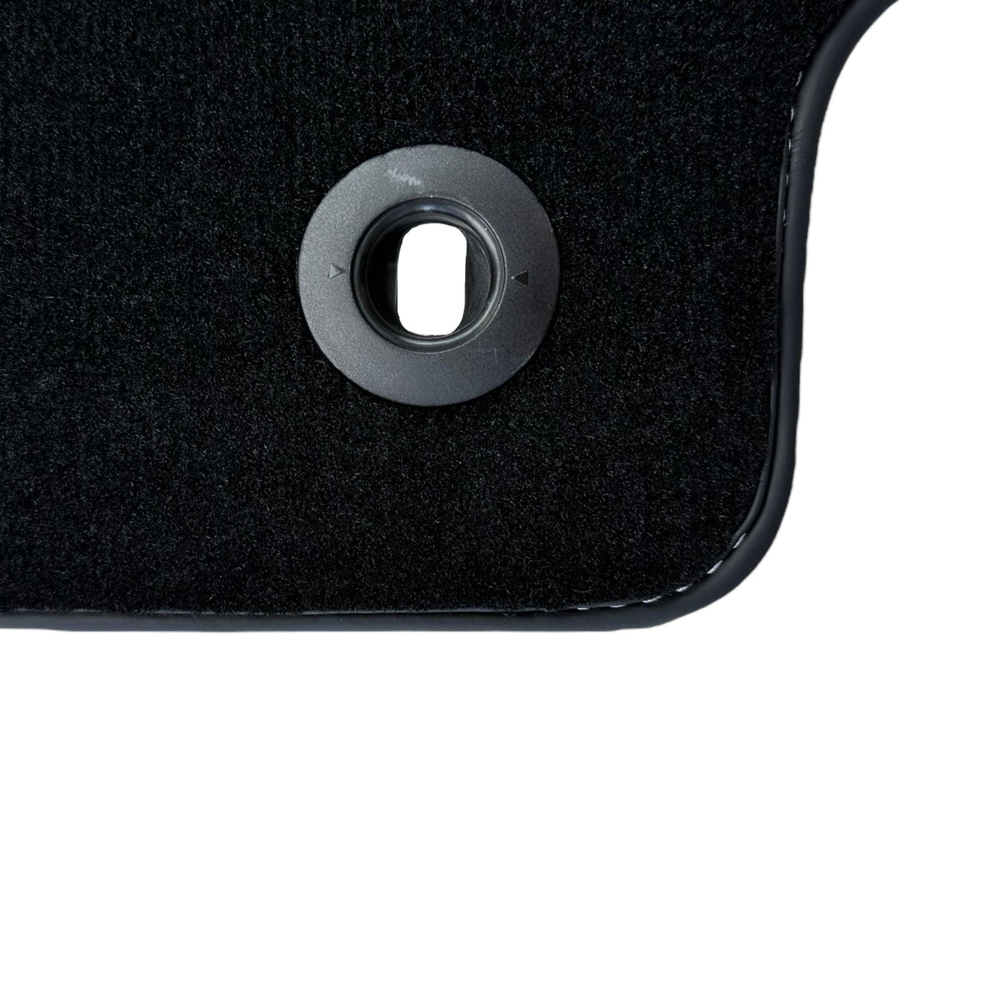 Black Floor Mats For Toyota RAV4 (2019-Present) - AutoWin