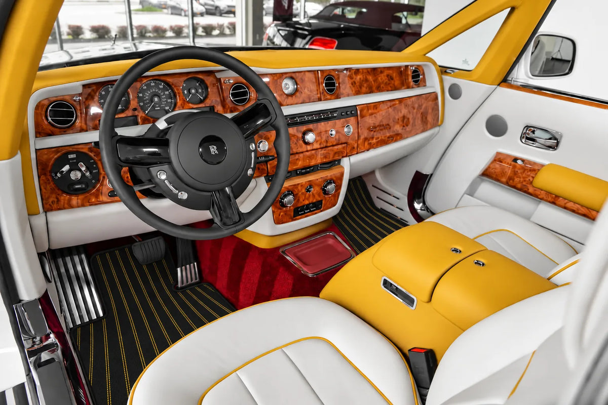 Customizable Leather Floor Mats with AW07 Pattern for Rolls Royce Phantom Drophead Coupe (2007-2016) inside the vehicle