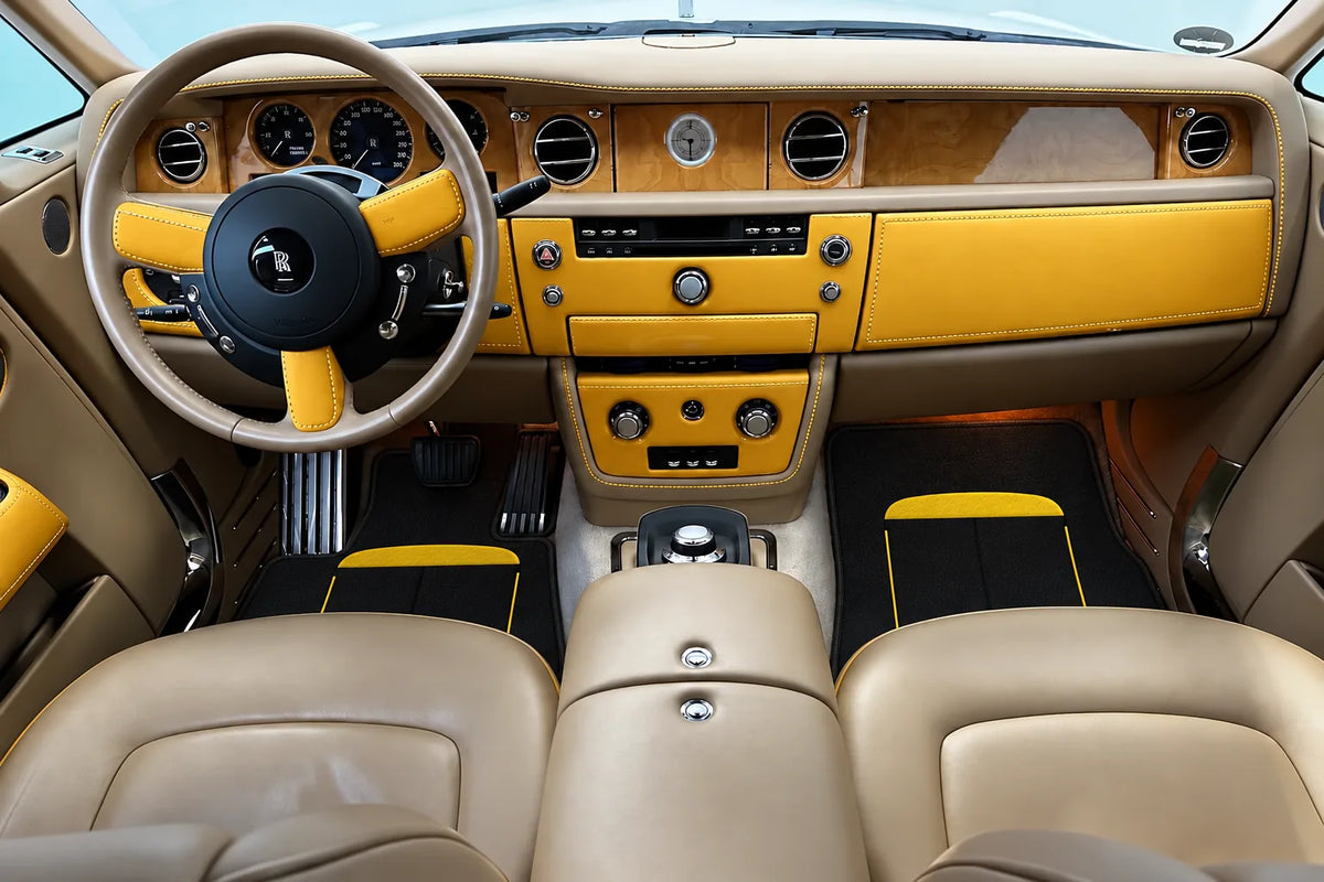 Customizable Leather Floor Mats with AW31 Pattern for Rolls Royce Phantom Sedan (2003-2016) inside the vehicle